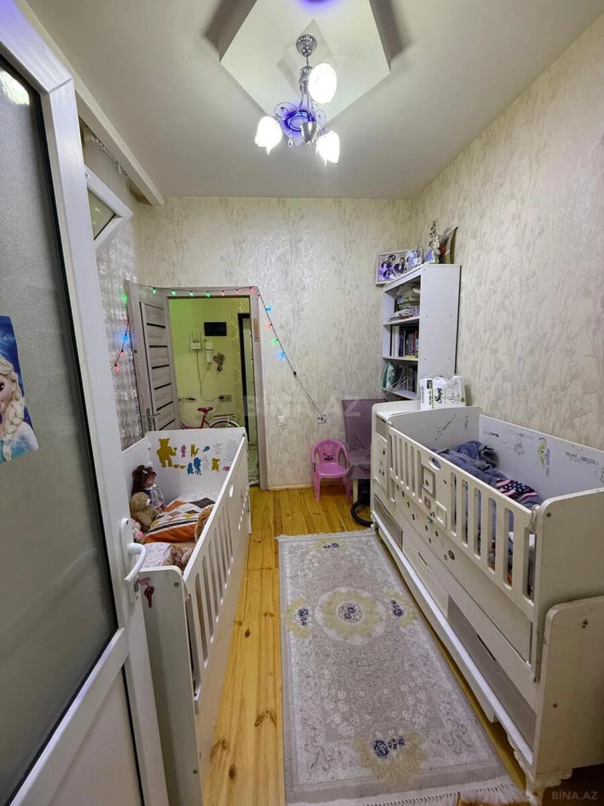 Satılır 3 otaqlı mənzil 63 m²