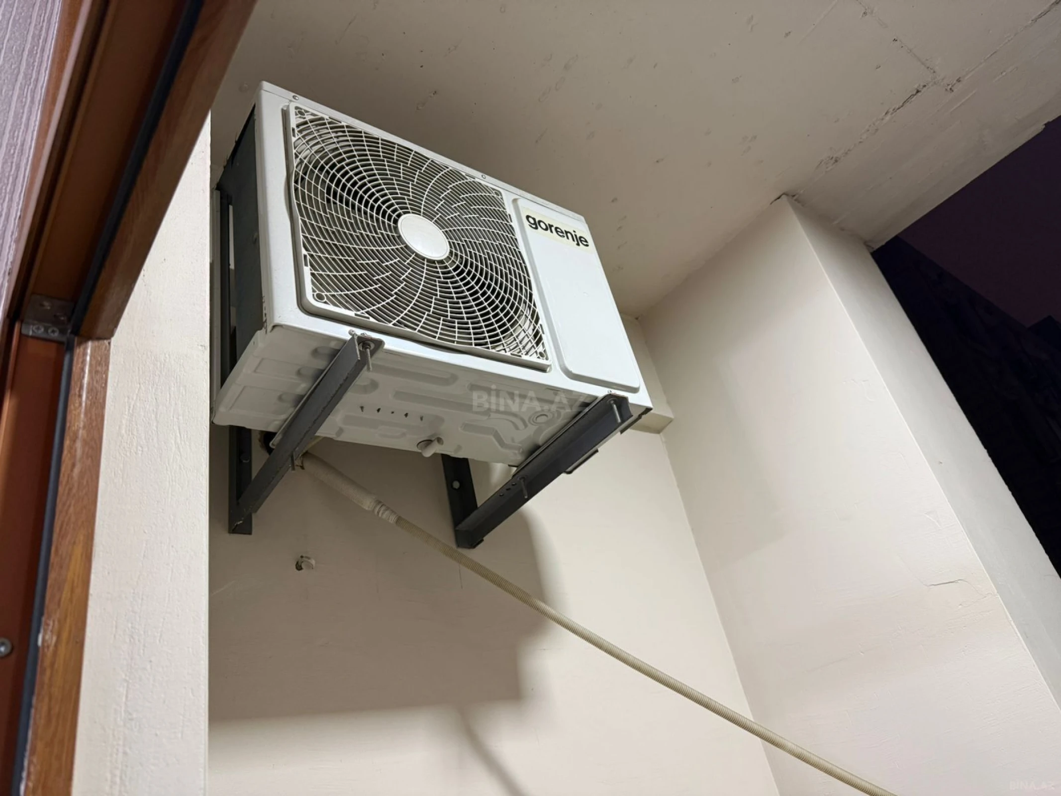 Kirayə verilir 2 otaqlı mənzil 85 m²