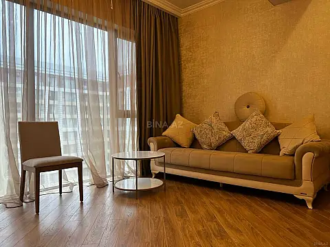 Kirayə verilir 2 otaqlı mənzil 70 m²