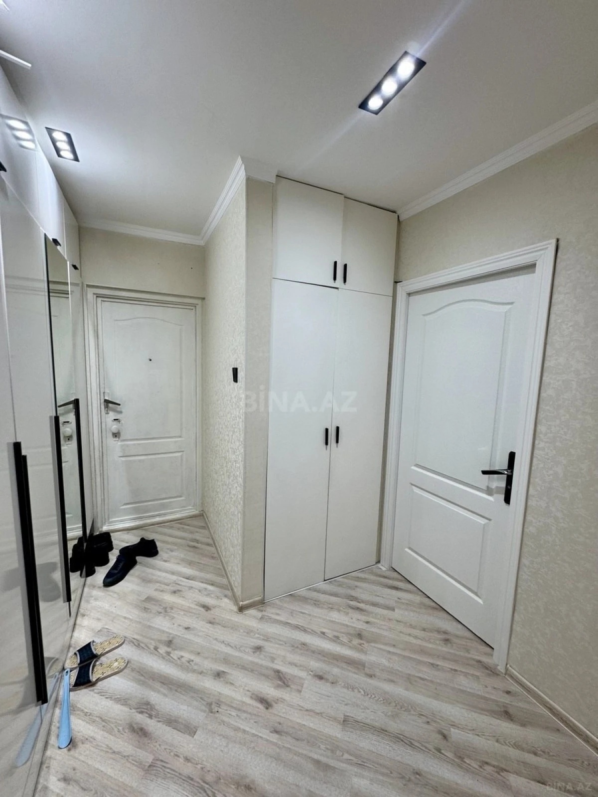 Satılır 3 otaqlı mənzil 80 m²