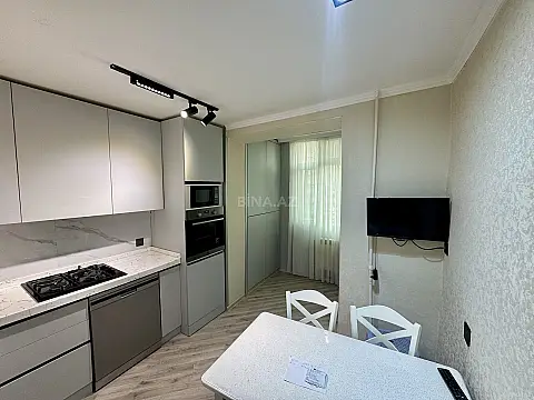 Satılır 3 otaqlı mənzil 80 m²