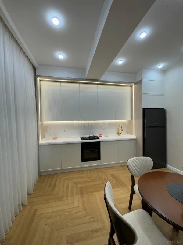 Satılır 3 otaqlı mənzil 100 m²