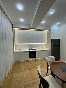 Satılır 3 otaqlı mənzil 100 m²