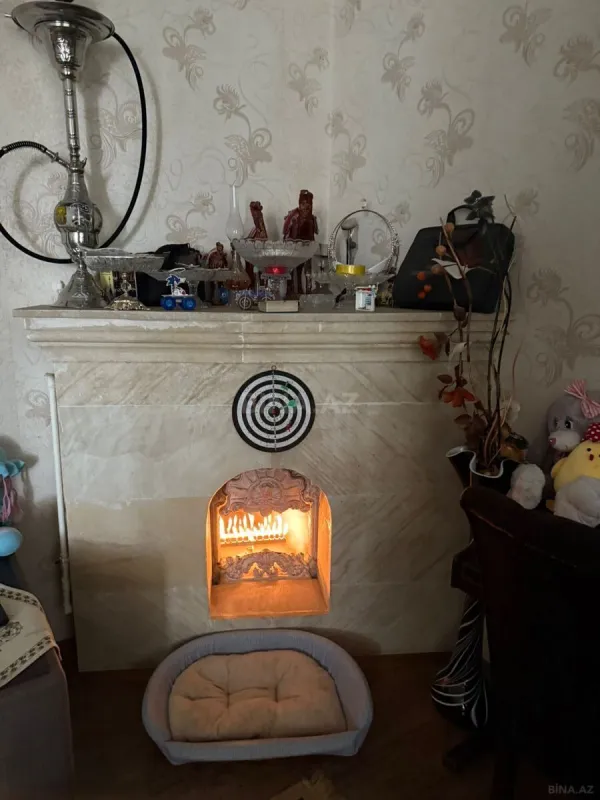 Satılır 4 otaqlı mənzil 130 m²