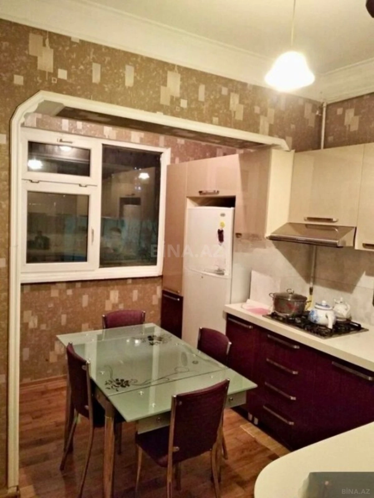 Kirayə verilir 2 otaqlı mənzil 63 m²