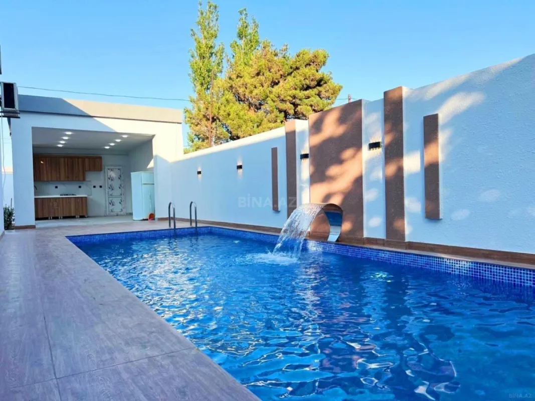 Satılır 4 otaqlı həyət evi 205 m²