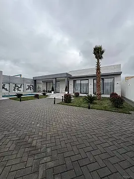 Satılır 5 otaqlı həyət evi 290 m²