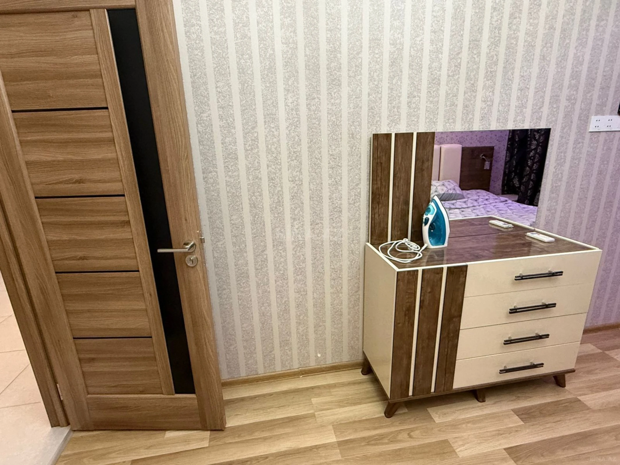 Kirayə verilir 2 otaqlı mənzil 75 m²