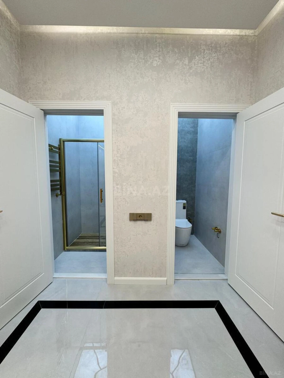 Satılır 2 otaqlı mənzil 84 m²
