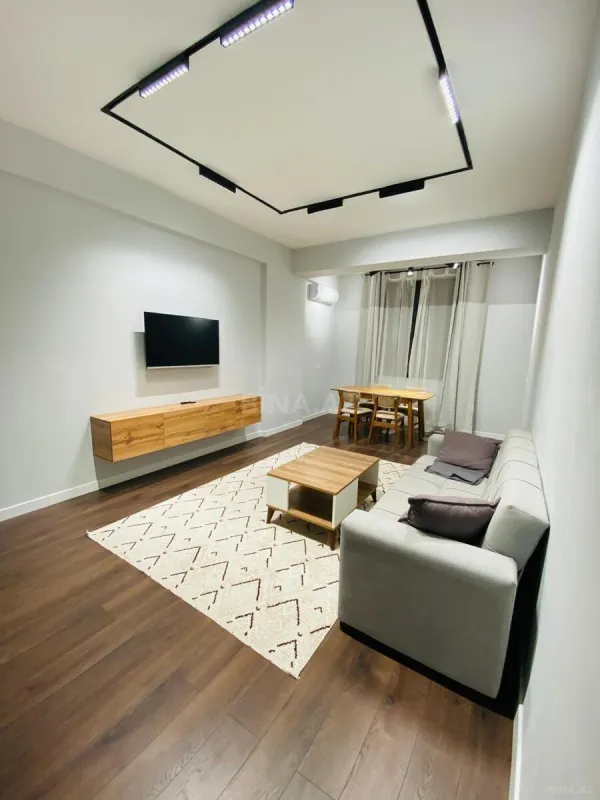 Satılır 2 otaqlı mənzil 60 m²