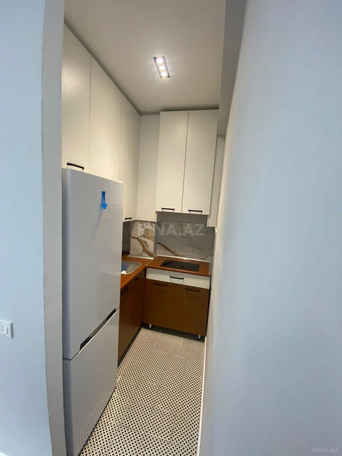 Satılır 2 otaqlı mənzil 60 m²