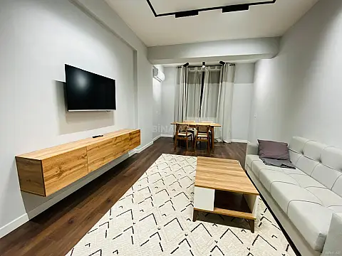 Satılır 2 otaqlı mənzil 60 m² — Bakı, İnşaatçılar 2 otaq 60.00 m²
