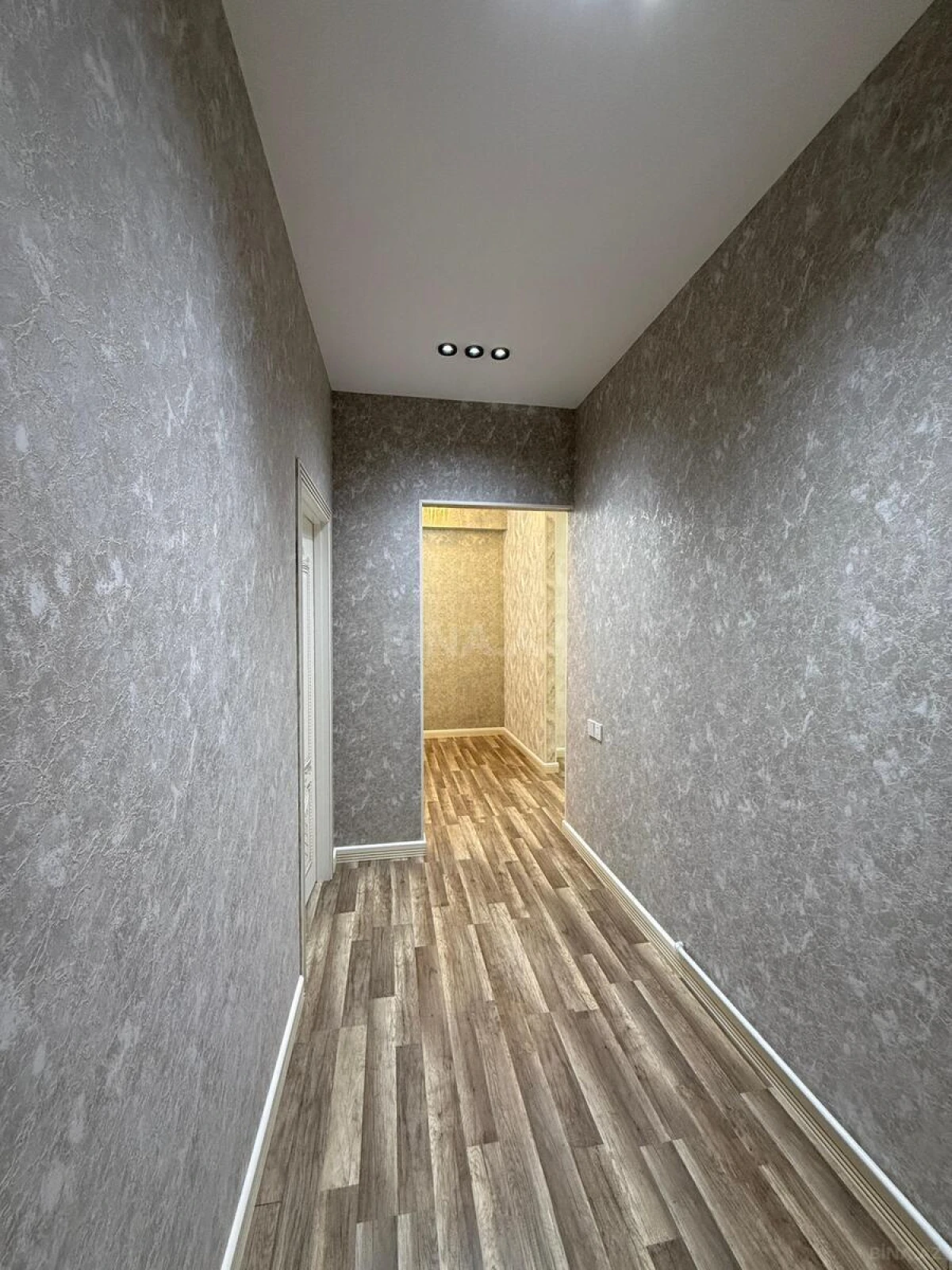 Satılır 3 otaqlı mənzil 74 m²