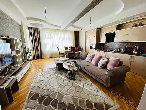 Satılır 3 otaqlı mənzil 100 m²