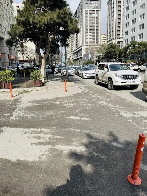 Kirayə verilir obyekt 65 m²