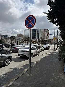 Kirayə verilir obyekt 65 m²