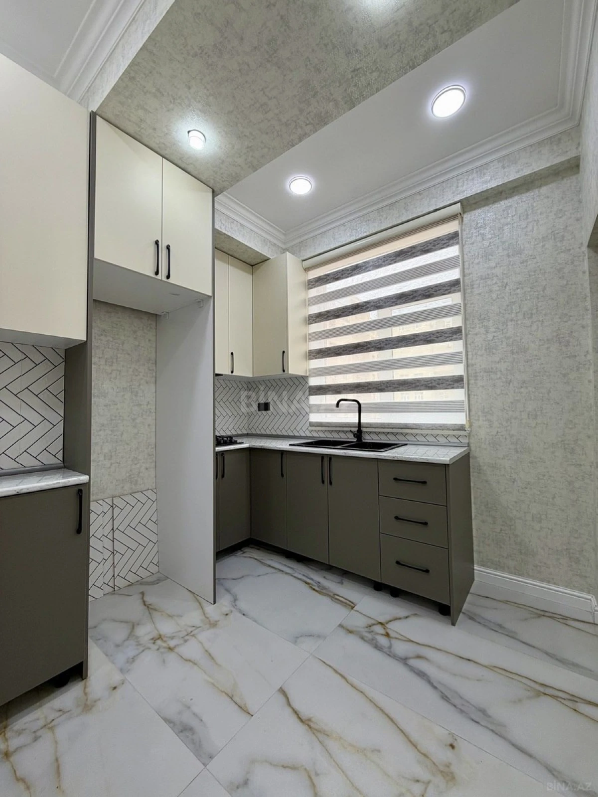 Satılır 3 otaqlı mənzil 80 m²