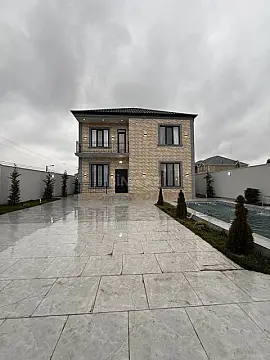 Satılır 6 otaqlı həyət evi 250 m²