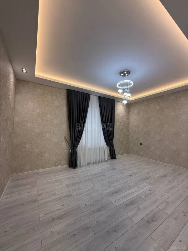 Satılır 6 otaqlı həyət evi 250 m²
