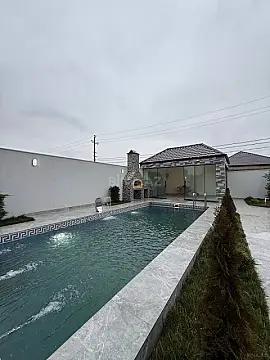 Satılır 6 otaqlı həyət evi 250 m²