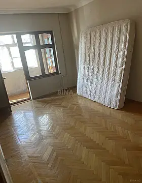 Satılır 3 otaqlı mənzil 80 m² — Bakı, 8-ci mikrorayon 3 otaq 80.00 m²