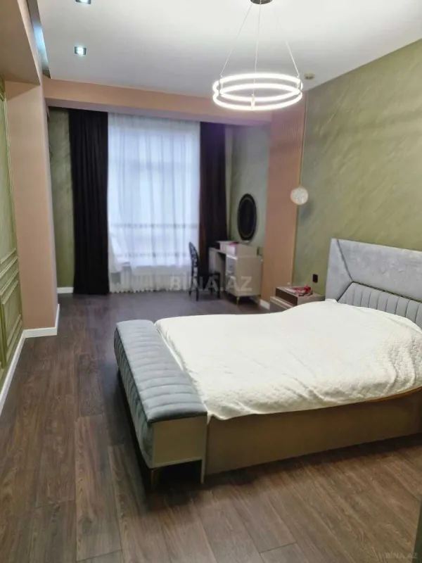 Kirayə verilir 2 otaqlı mənzil 80 m²