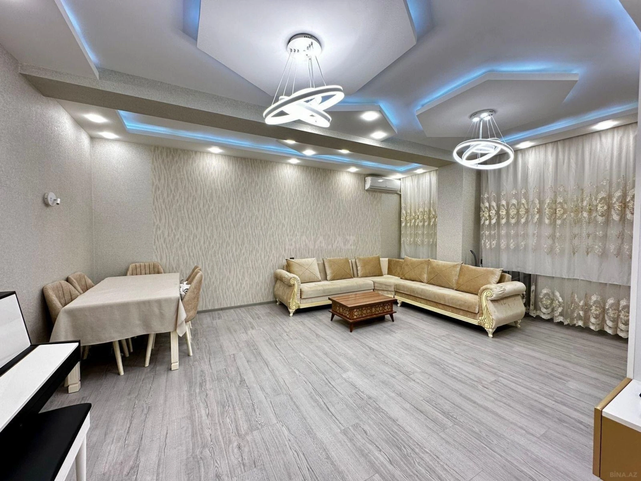 Kirayə verilir 3 otaqlı mənzil 140 m²