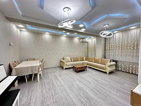 Kirayə verilir 3 otaqlı mənzil 140 m²