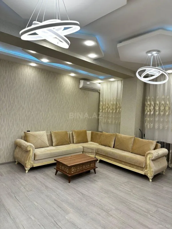 Kirayə verilir 3 otaqlı mənzil 140 m²