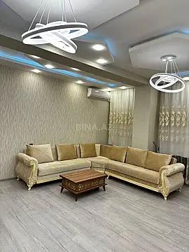 Kirayə verilir 3 otaqlı mənzil 140 m²