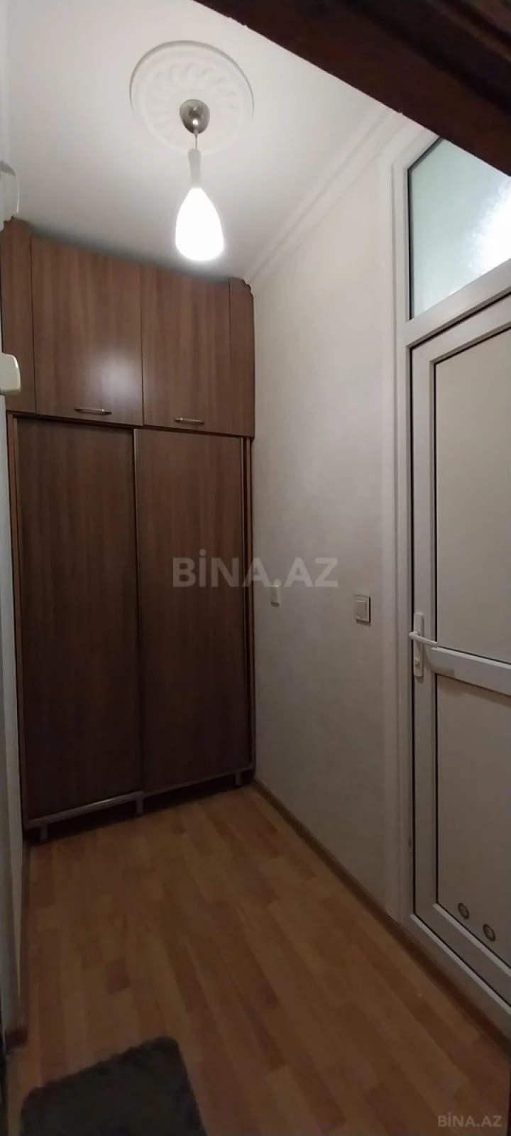 Satılır 2 otaqlı mənzil 32 m²