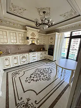 Satılır 3 otaqlı mənzil 178 m²