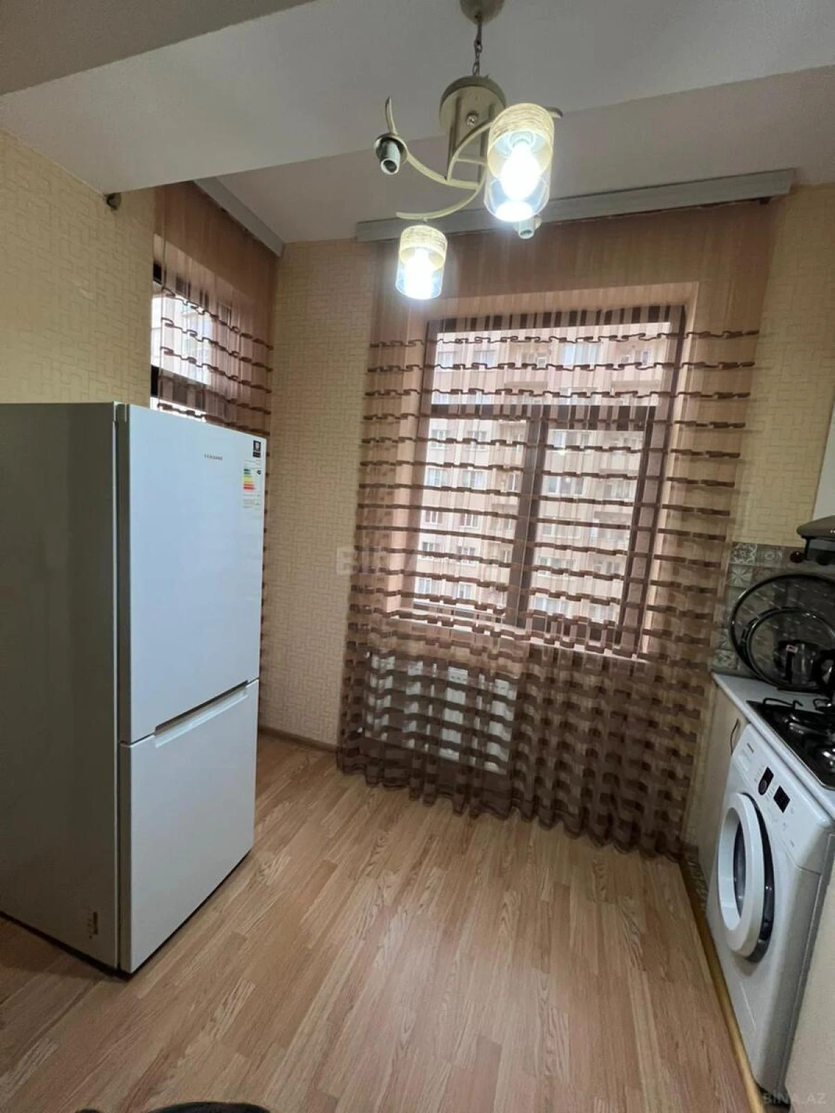 Kirayə verilir 2 otaqlı mənzil 60 m²