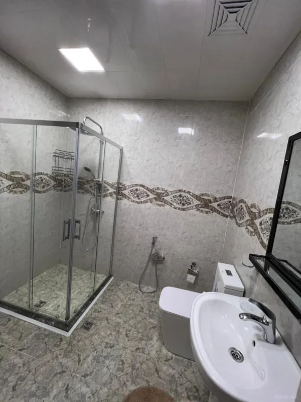 Kirayə verilir 2 otaqlı mənzil 60 m²
