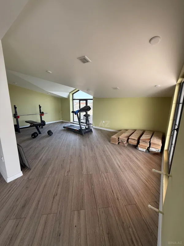 Satılır 5 otaqlı həyət evi 309 m²