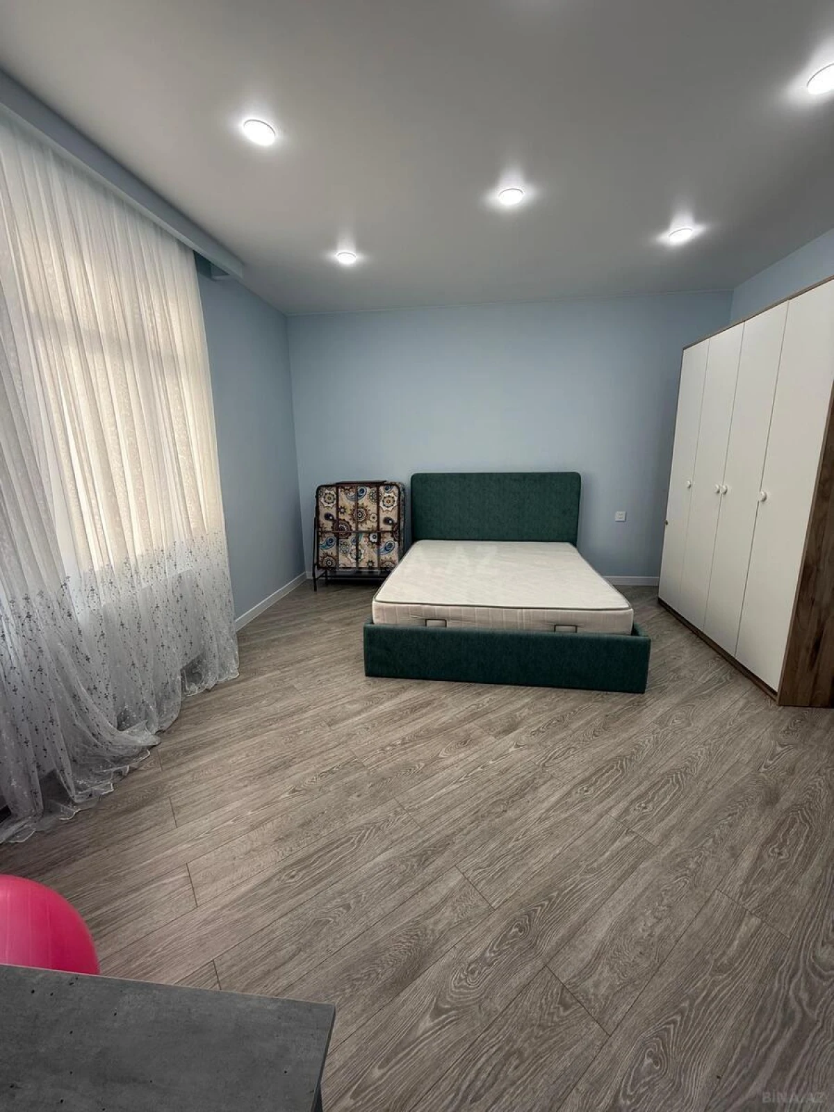 Satılır 5 otaqlı həyət evi 309 m²