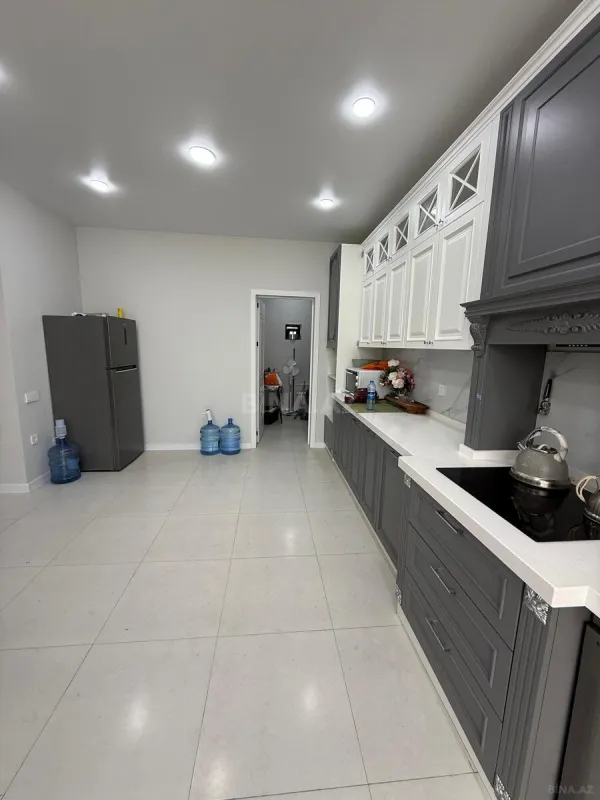 Satılır 5 otaqlı həyət evi 309 m²