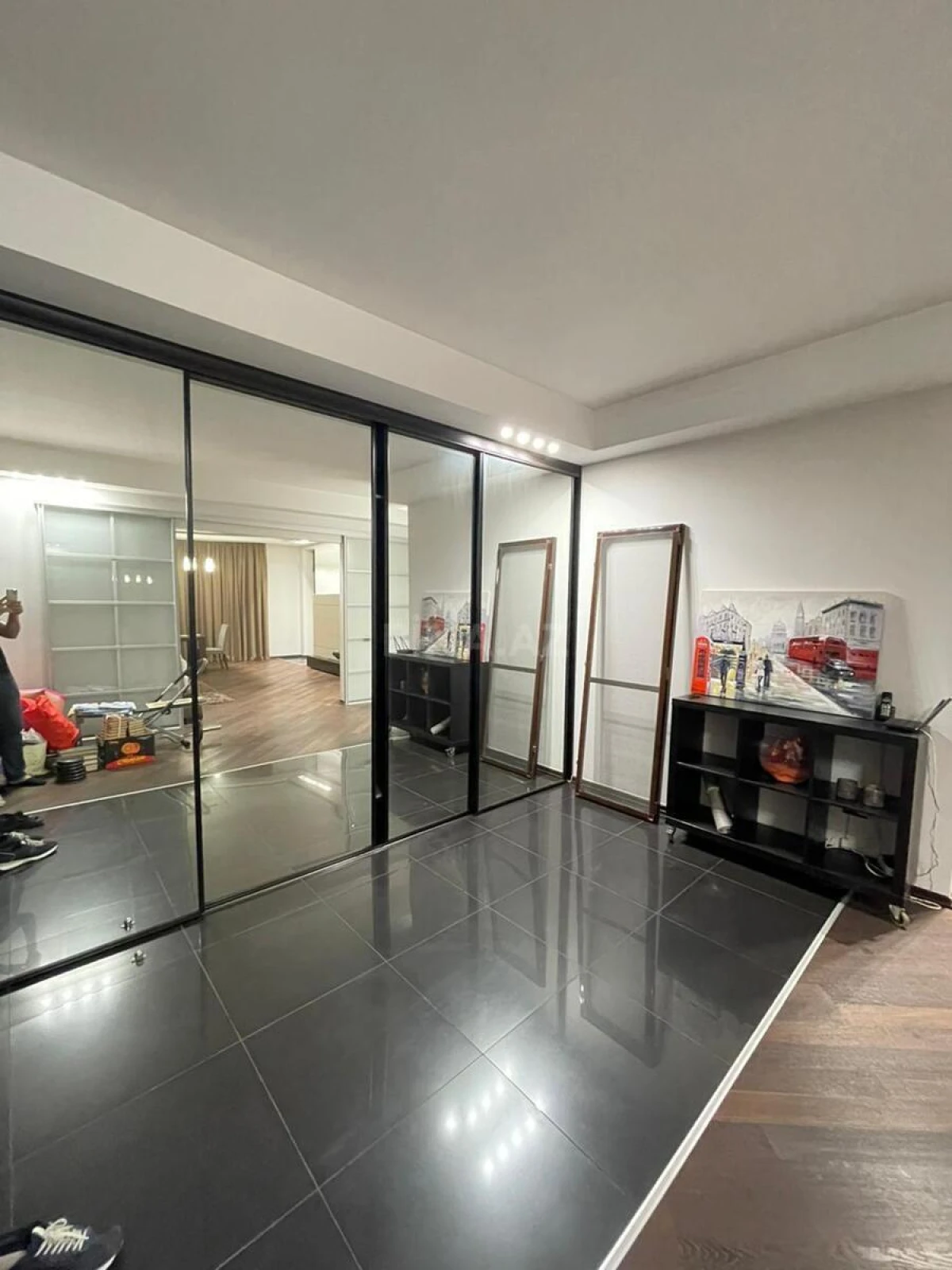Kirayə verilir 3 otaqlı mənzil 140 m²
