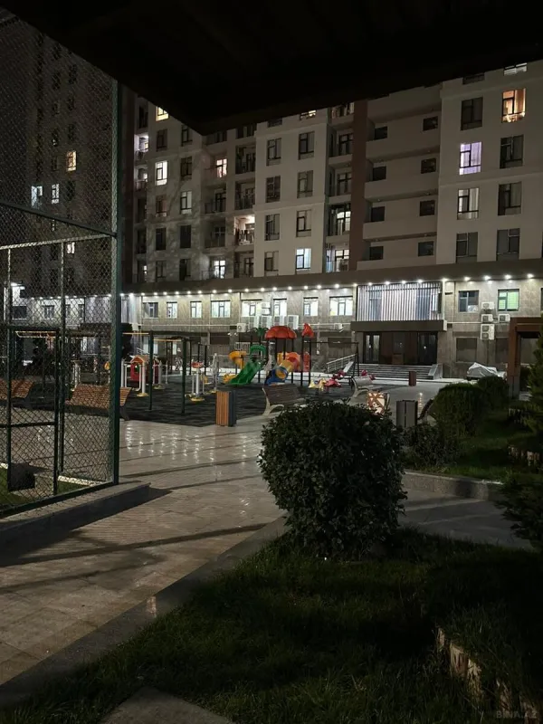 Kirayə verilir 2 otaqlı mənzil 55 m²