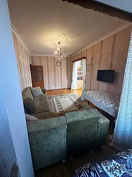 Satılır 2 otaqlı mənzil 70 m²