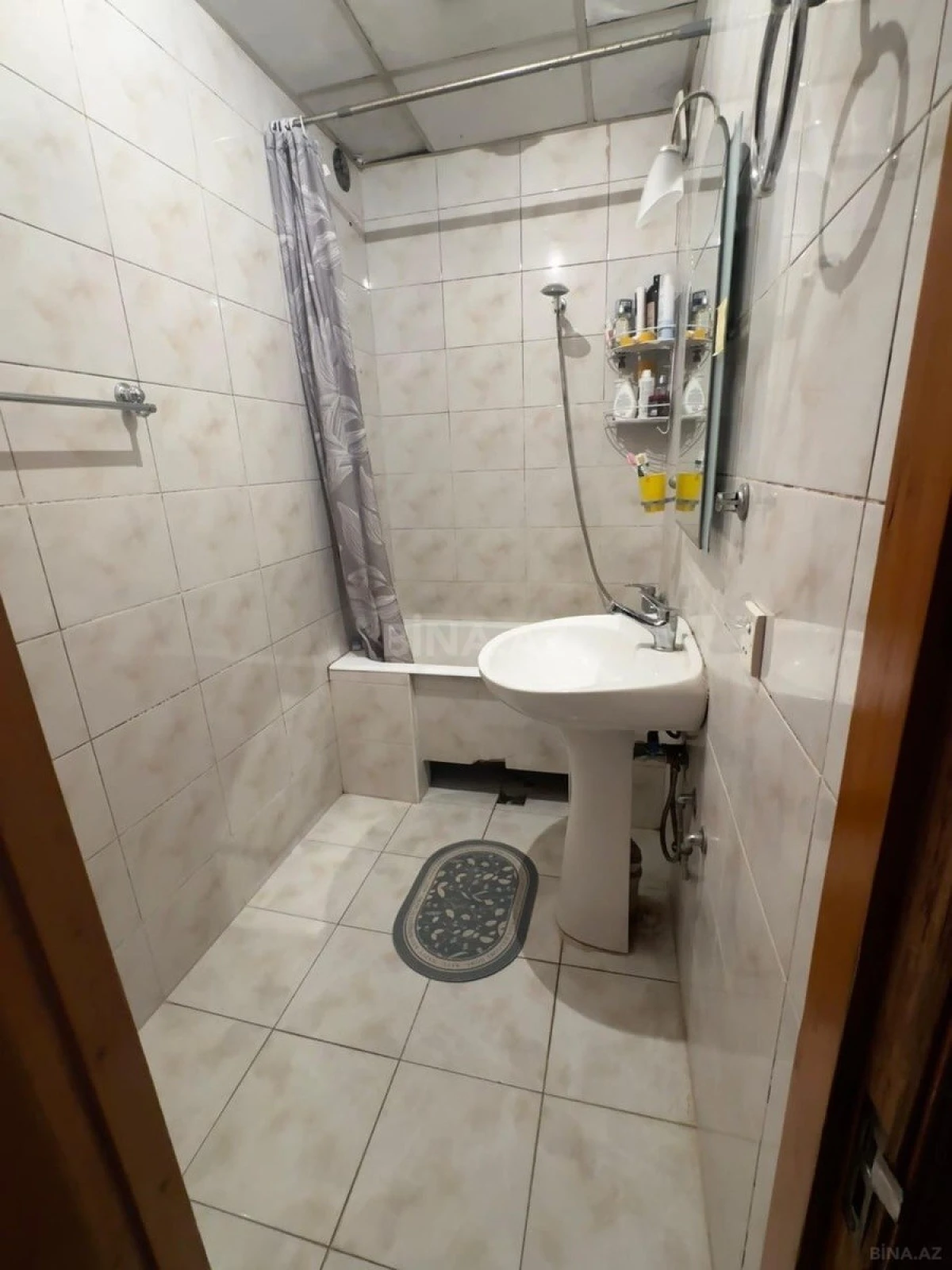 Satılır 2 otaqlı mənzil 70 m²