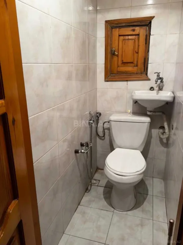 Satılır 2 otaqlı mənzil 70 m²