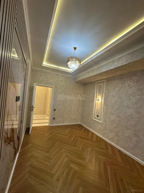 Satılır 3 otaqlı mənzil 110 m²