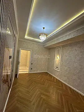 Satılır 3 otaqlı mənzil 110 m²