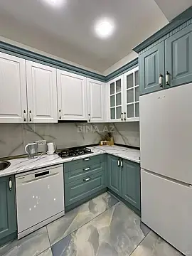 Satılır 3 otaqlı mənzil 104 m²