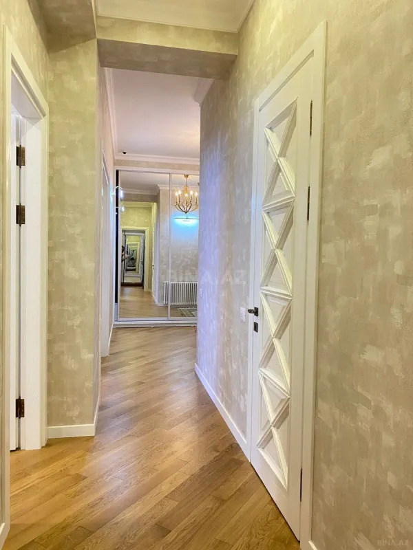 Kirayə verilir 2 otaqlı mənzil 90 m²