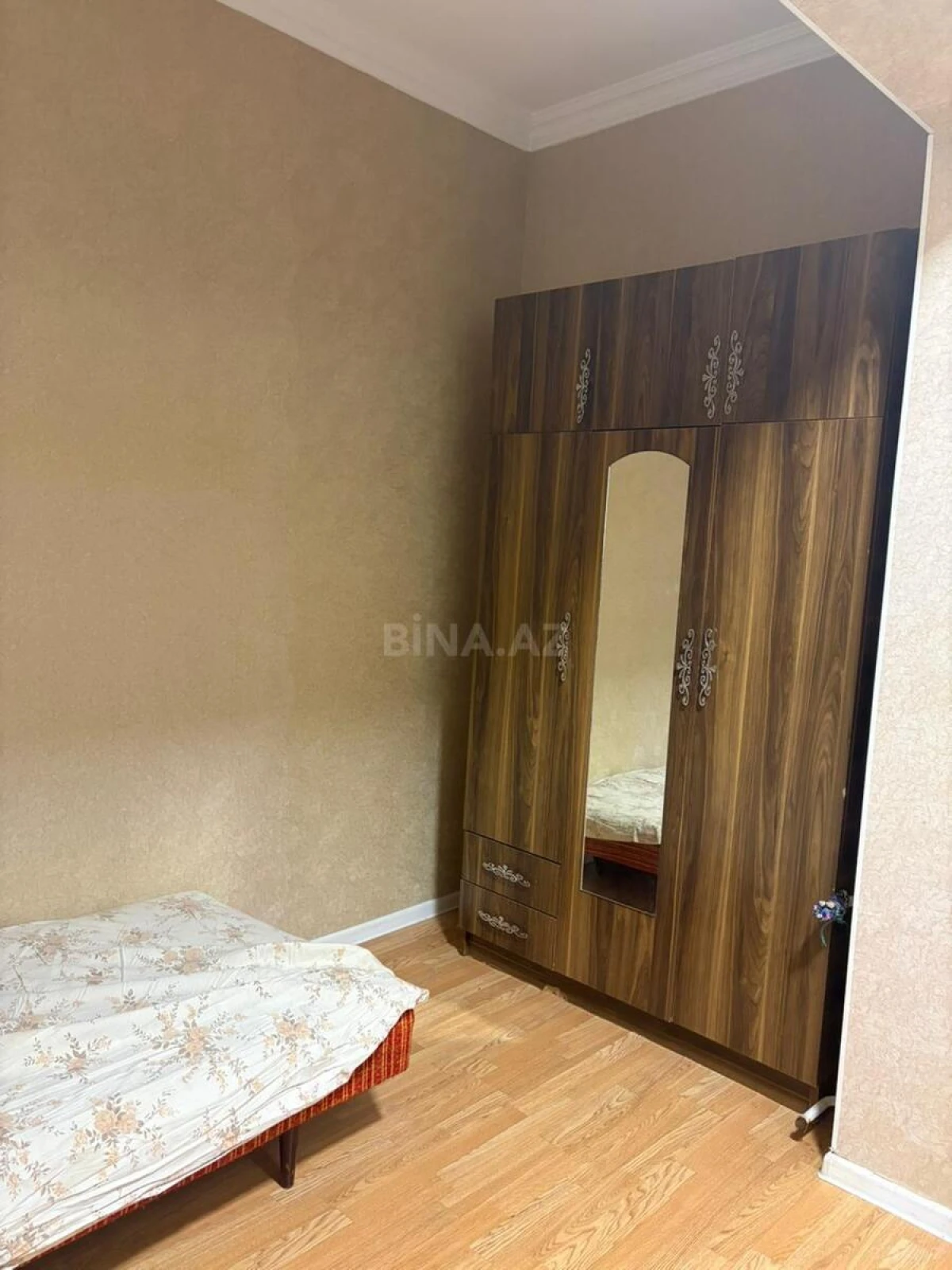 Kirayə verilir 3 otaqlı mənzil 92 m²