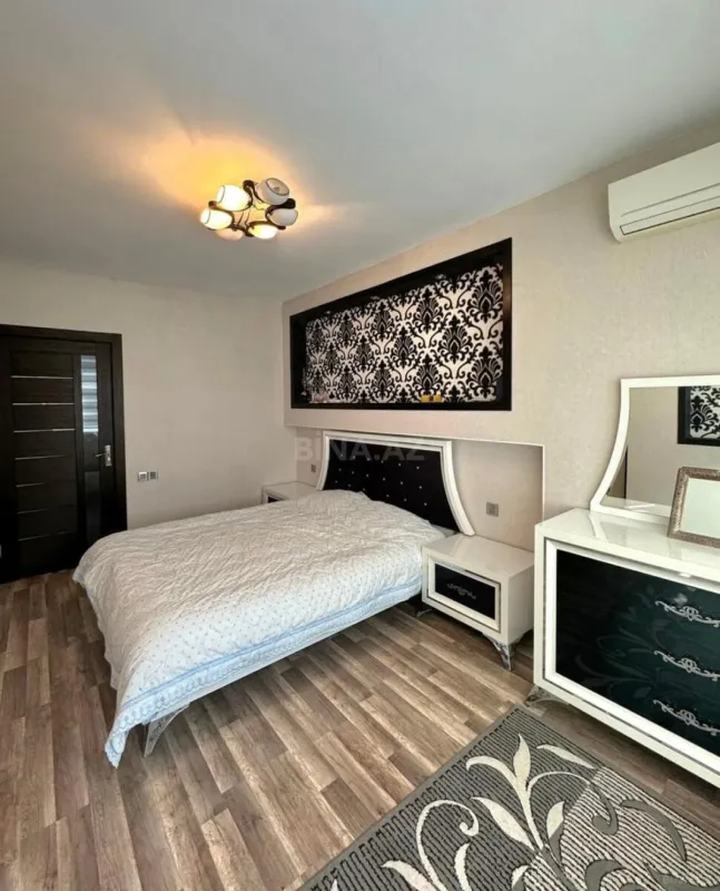 Satılır 3 otaqlı mənzil 80 m²