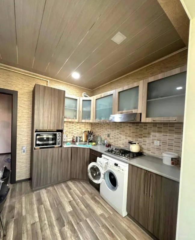 Satılır 3 otaqlı mənzil 80 m²