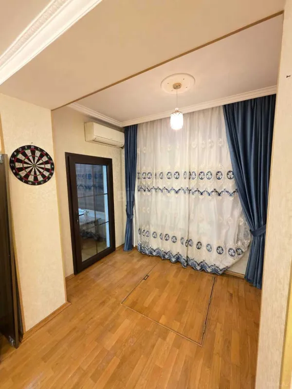 Kirayə verilir 3 otaqlı mənzil 100 m²